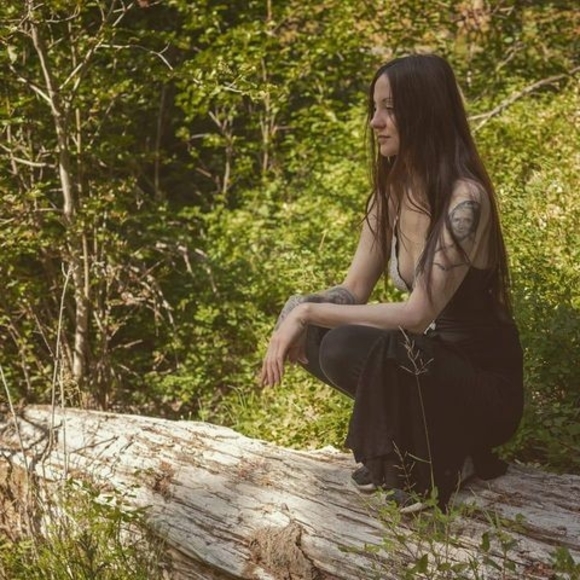 Meet your Posher, Clara - Picture 1 of 1